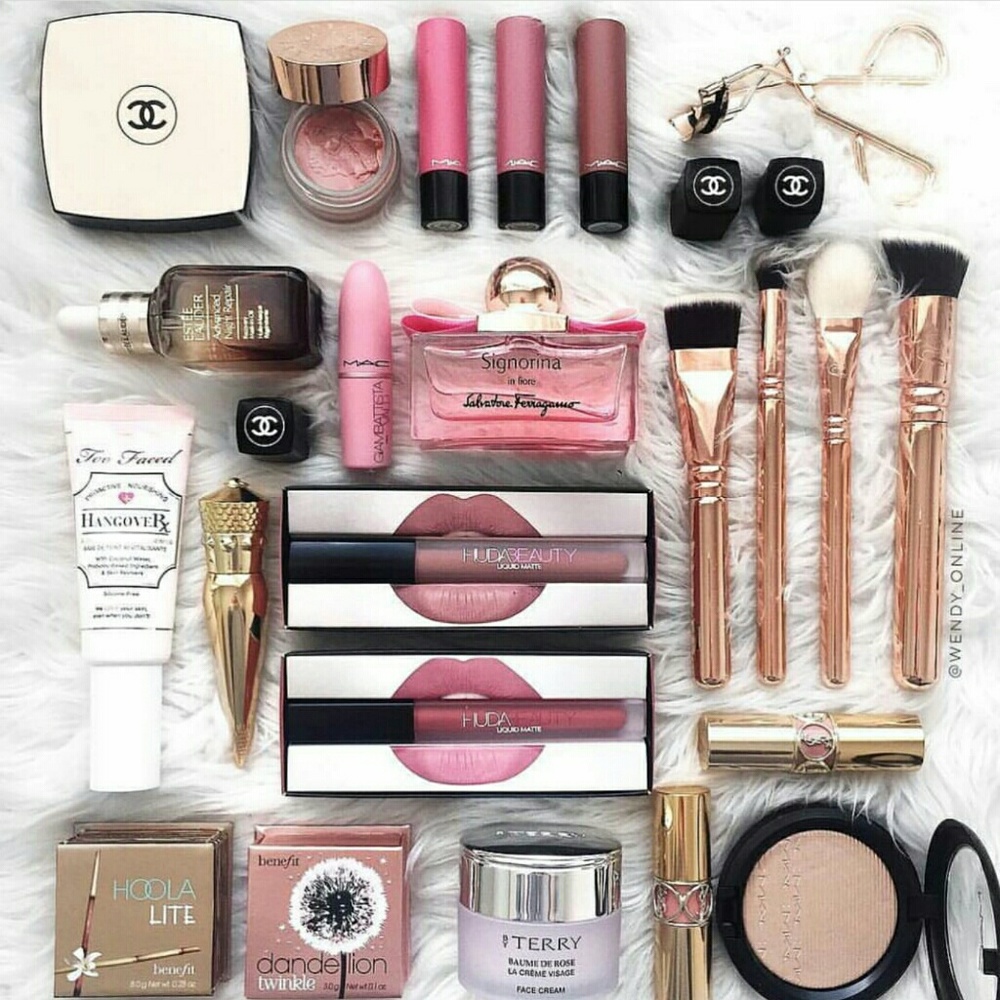 Glamorize💅💄👄 Eyes, lips, skin, nails