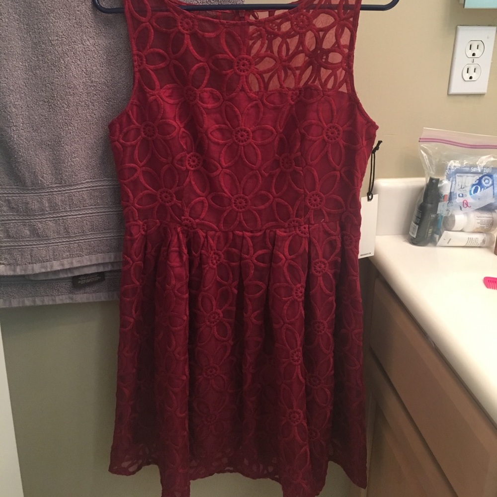 NWT classic red floral dress