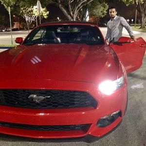 Meet your Posher, Yassine