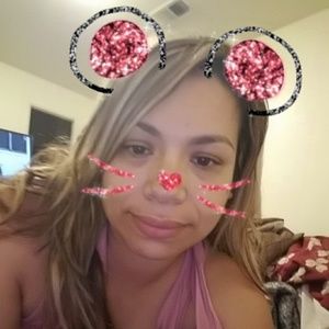 Meet your Posher, Veronica