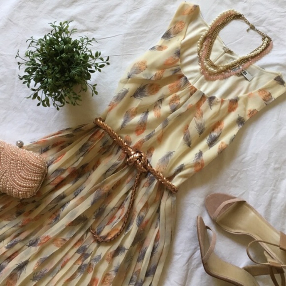 Forever 21 pleated dress with feathers