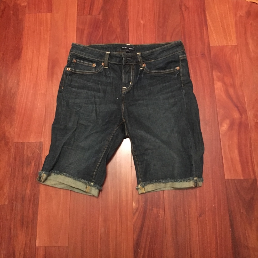 Gap shorts