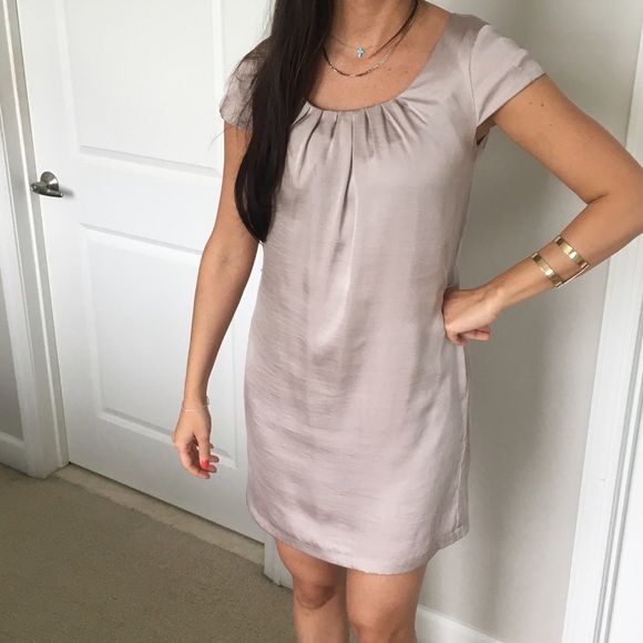 H&M Dresses & Skirts - 💕 Beautiful H&M Dress 💕