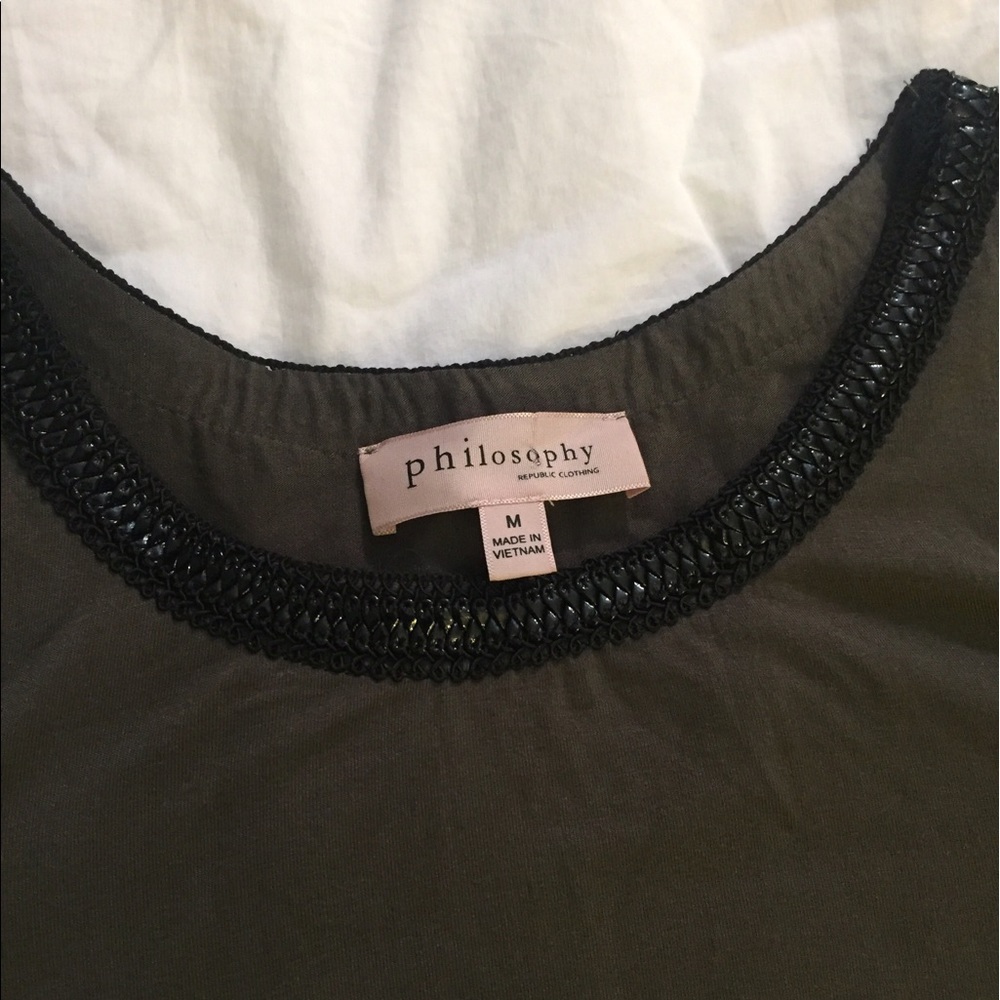 Philosophy cold shoulder top M - Picture 2 of 3
