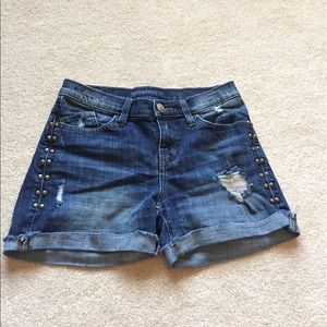 Women's distressed jean shorts
