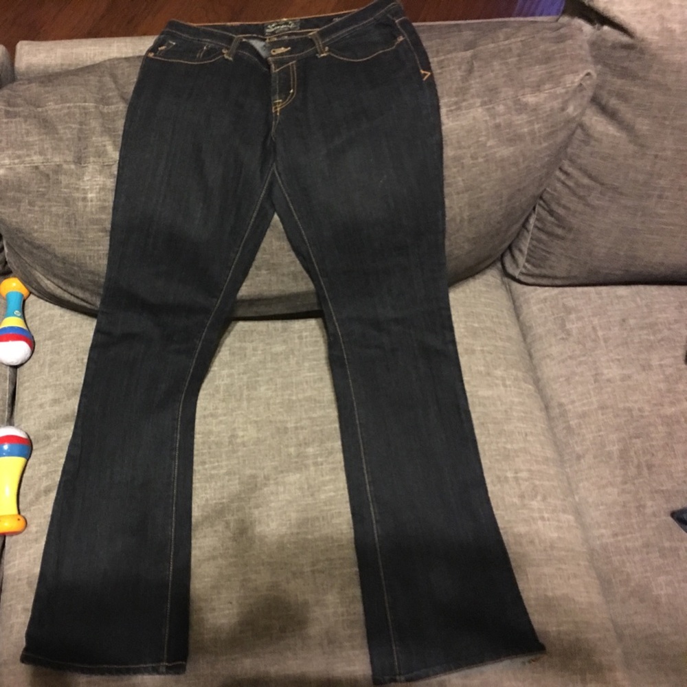 Seven7 Jeans