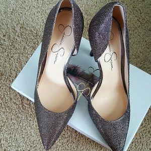 Jessica Simpson evening pumps