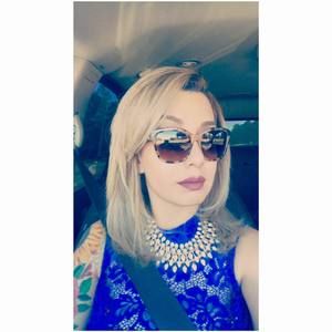 Meet your Posher, Ana