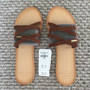 •SOLD• NWT Abercrombie & Fitch Sandals
