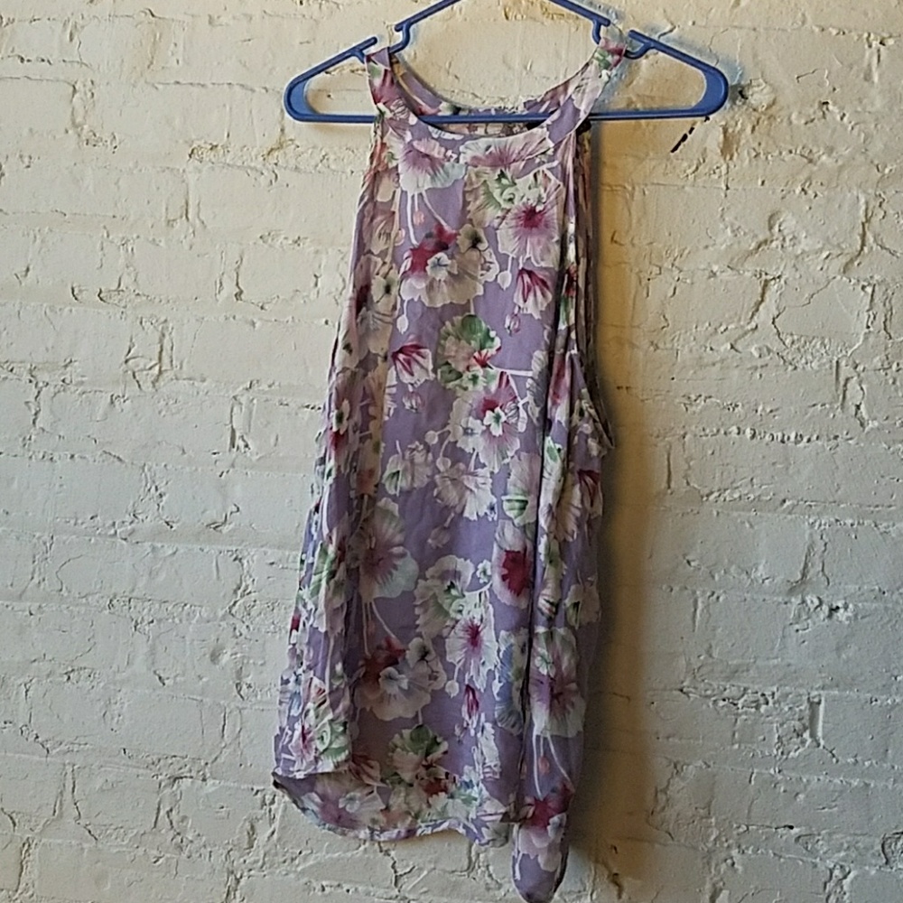 ⭐️  Purple Floral Tank EUC
