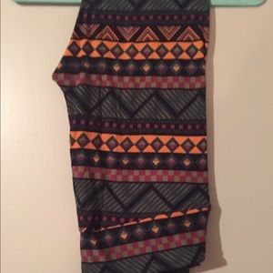 LulaRoe TC Leggings, new never worn