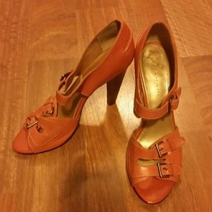 Cute orange heels