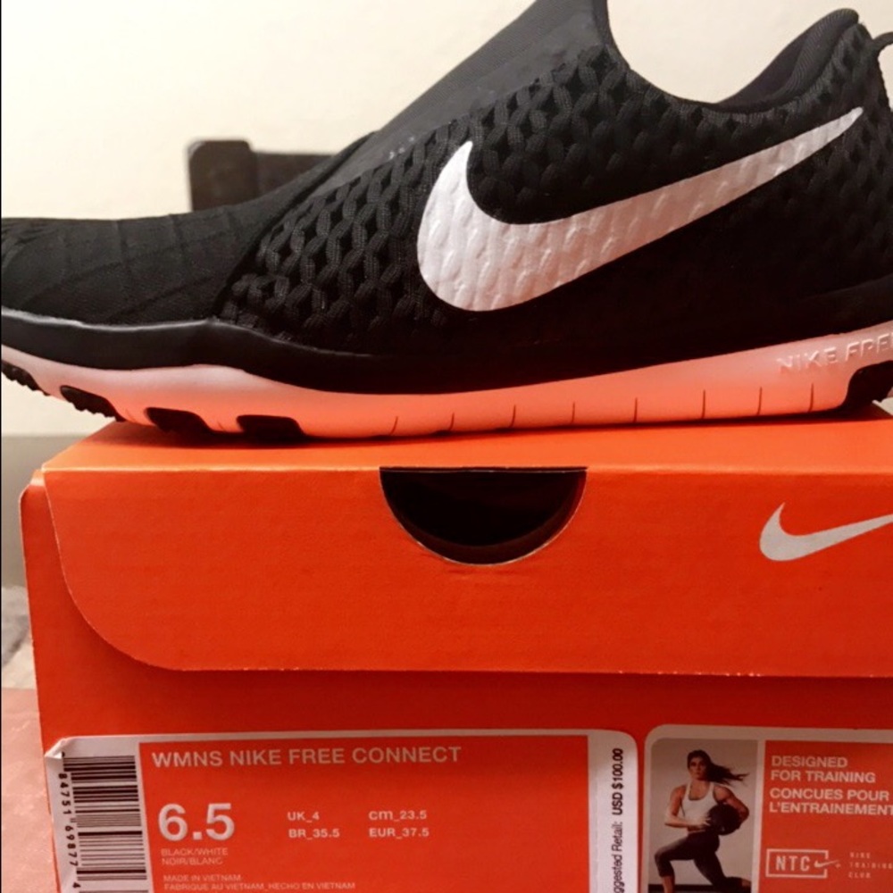 WMNS Nike free connect