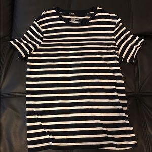 H&M navy striped basic Tshirt