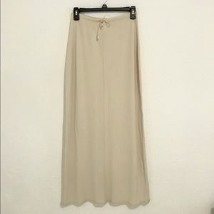 ✨J.Crew long skirt✨