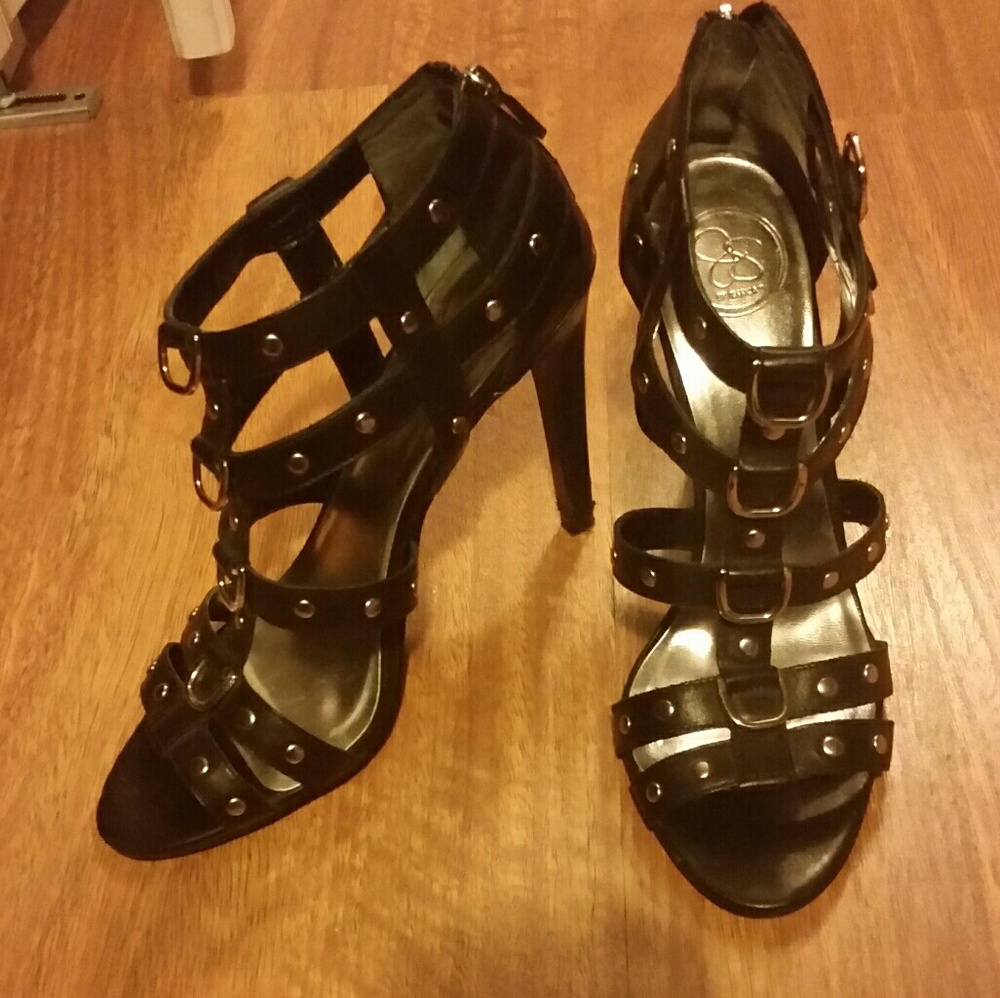 Jessica Simpson heels