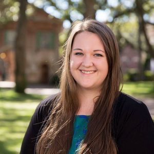 Meet your Posher, Claire