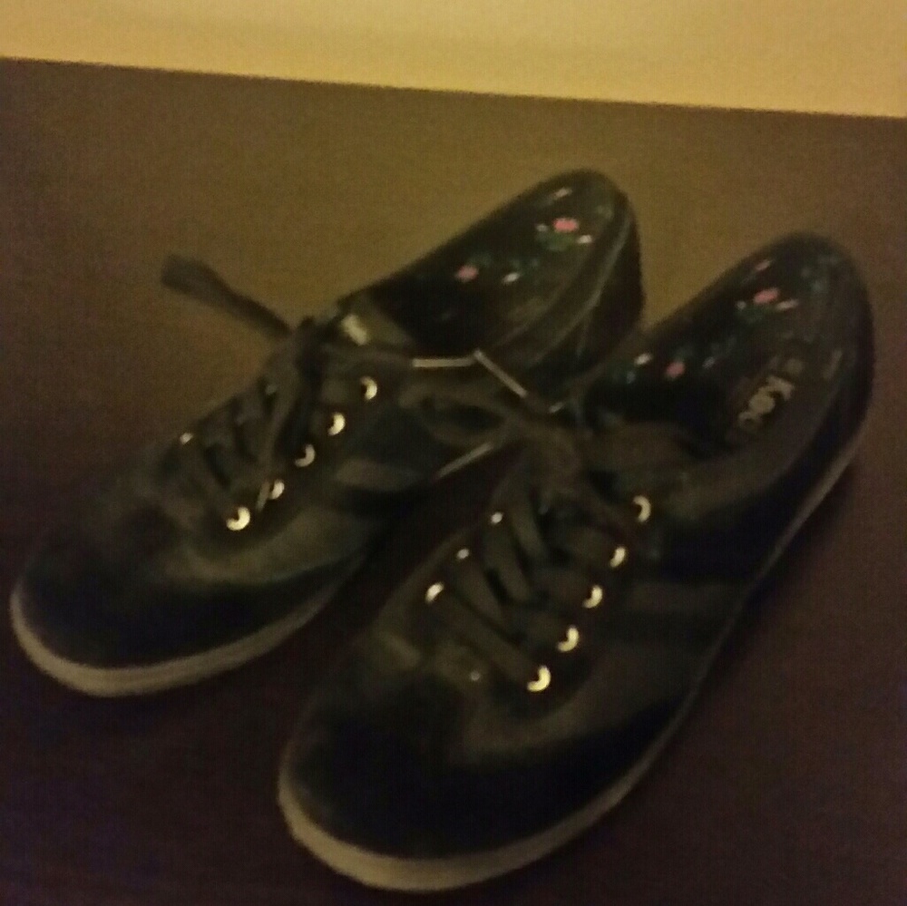 Black Keds