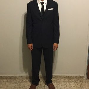 Perry Ellis Navy Suit Classic Fit 42L