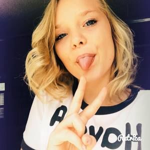 Meet your Posher, Zoe