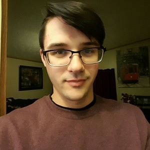 Meet your Posher, Ethan