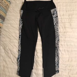 Lululemon high waisted leggings Sz 8