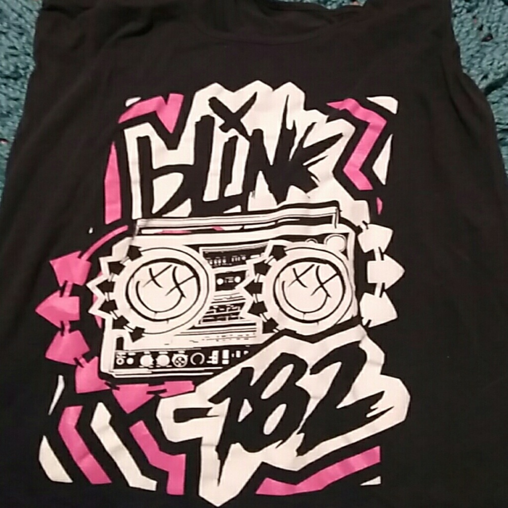 Blink 182 band tank size M