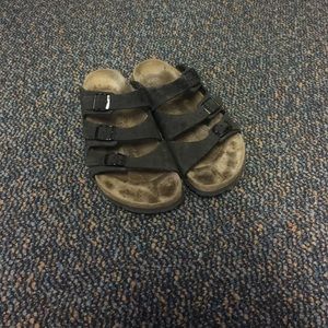 Triple strap black Birkenstocks