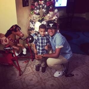 Meet your Posher, Efrain