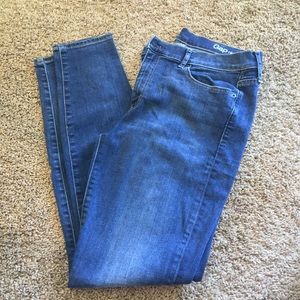 Gap True Skinny Jeans