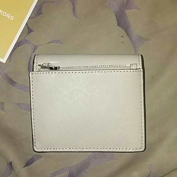 Michael kors wallet - Picture 2 of 6