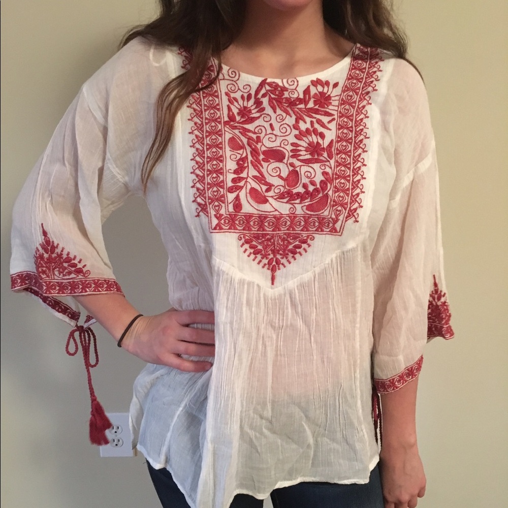 Mid sleeve Boho blouse with sleeve ties