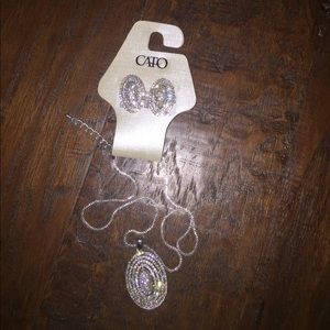 Necklace and matching earrings