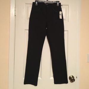 BRAND NEW NYDJ ponte pants!