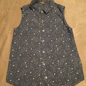 SLEEVELESS BUTTON DOWN SHIRT