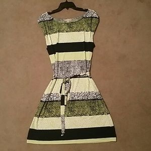 Banana Republic navy and lime green dress