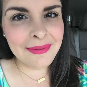 Meet your Posher, Ana