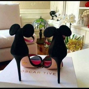 ISO: Oscar Tiye Minnie Heels