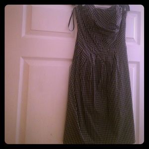 Strapless, casual above the knee dress.