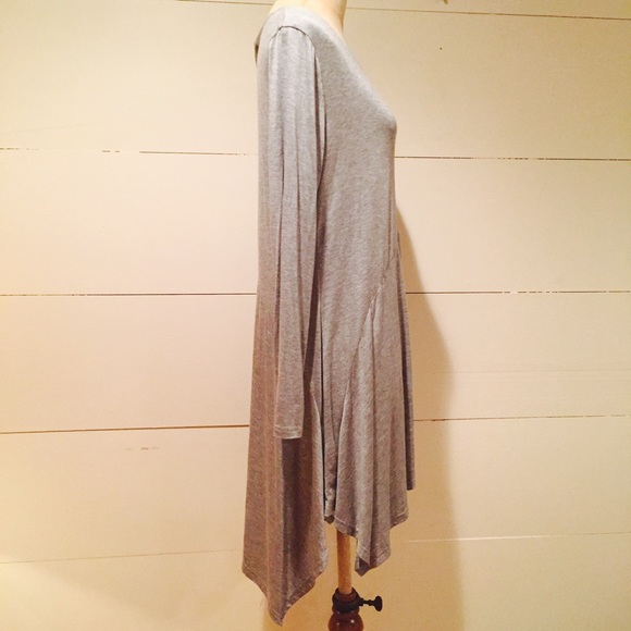 NWT Soft Flowy Grey Dress - Picture 4 of 7
