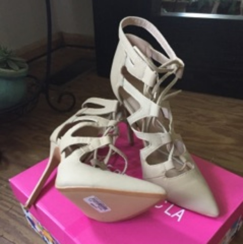 NIB strappy heels