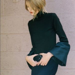 STAUD BELL SLEEVES TURTLENECK TOP