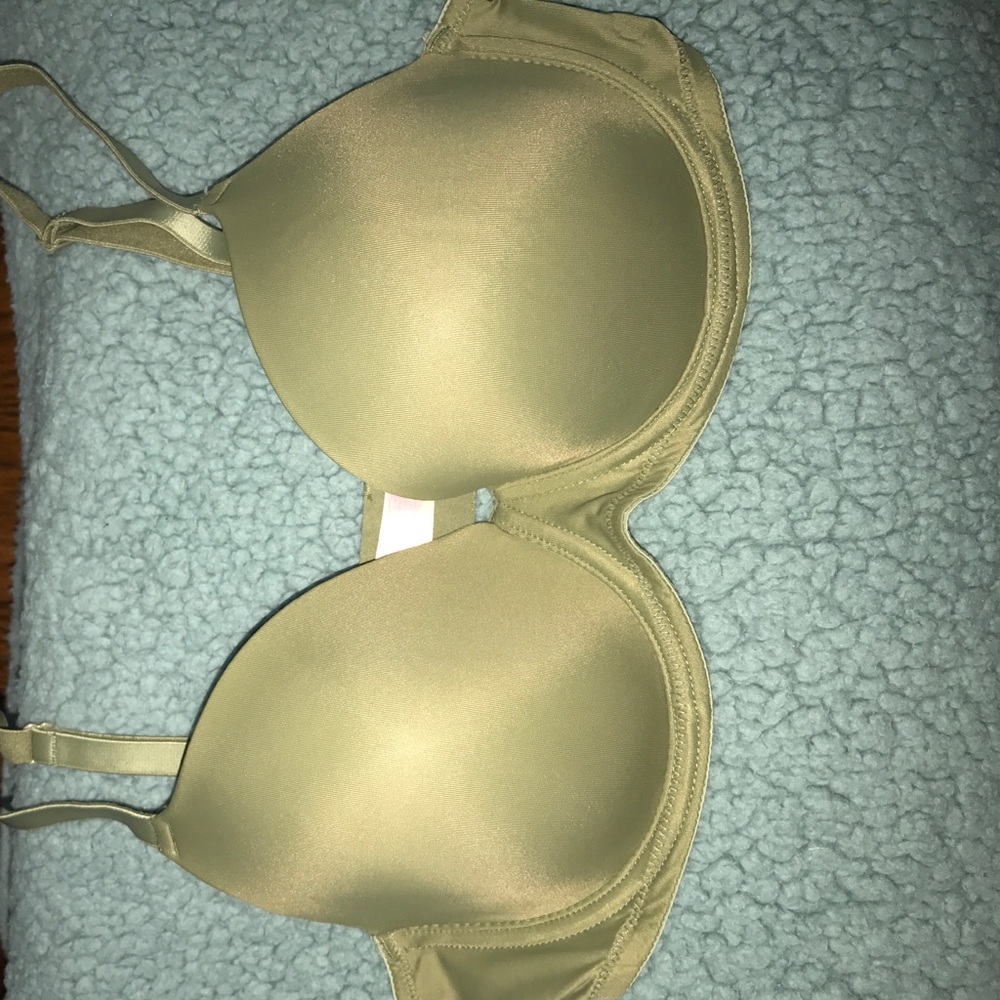 PINK Wear Everywhere Bra