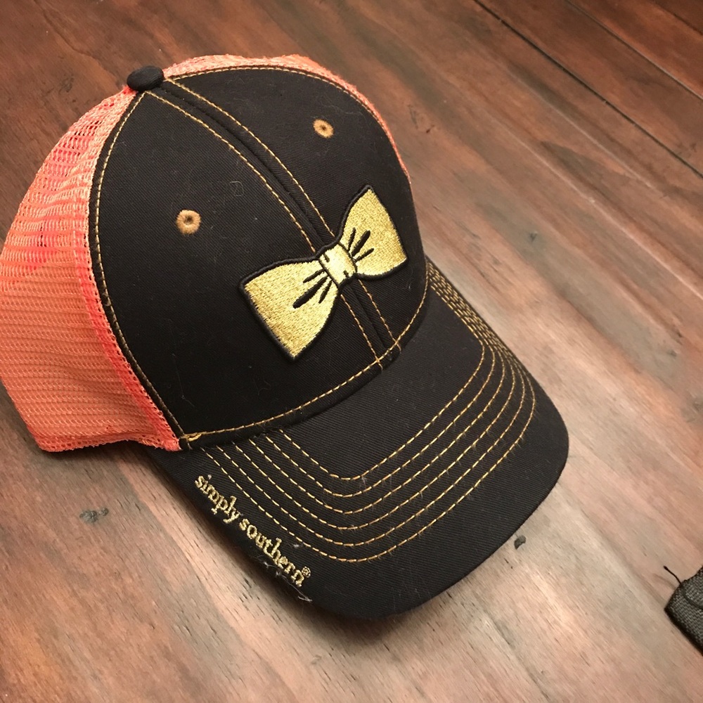 Simply southern hat with gold bow