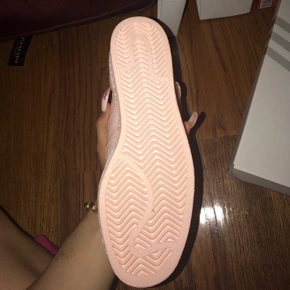 Pink leather addidas 8 US will take offers - Picture 3 of 4