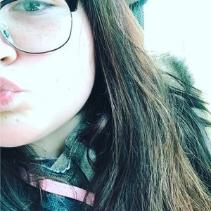 Meet your Posher, Brianna