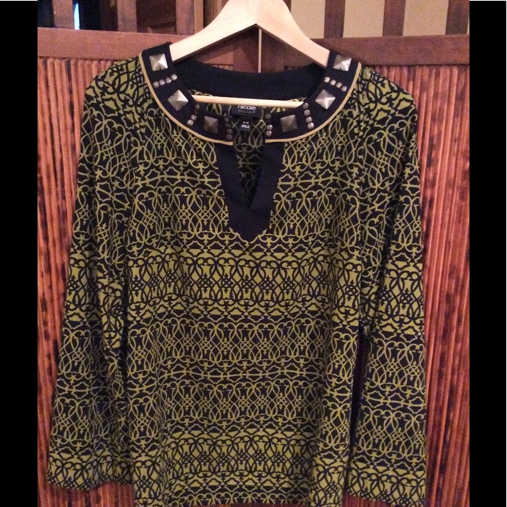 Nicole by Nicole Miller long sleeve blouse