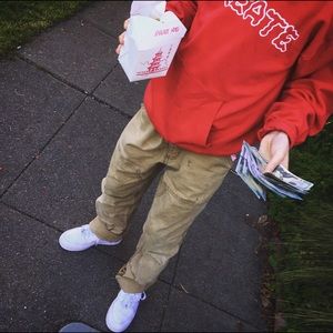 Meet your Posher, Leo