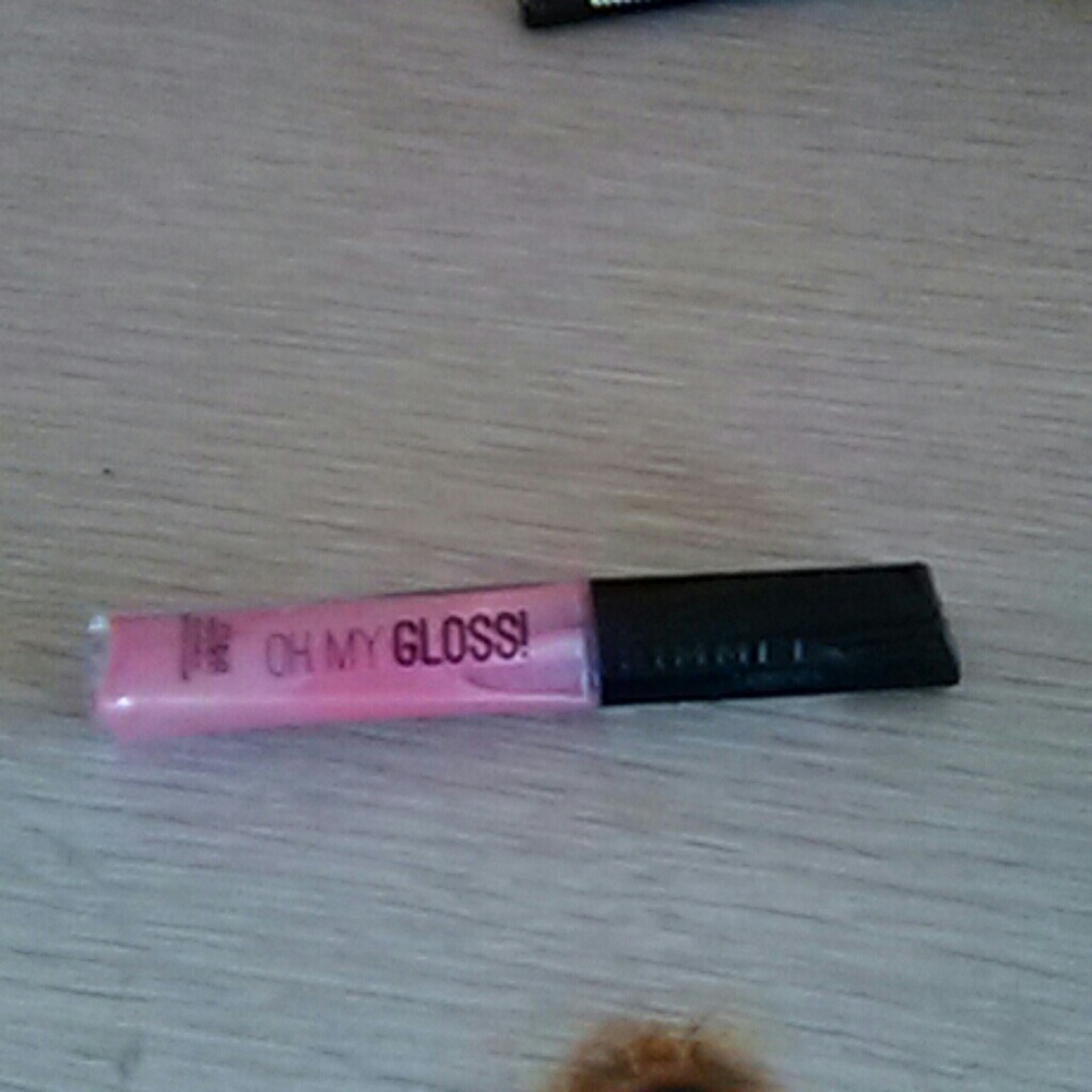 Rimmel London lip gloss