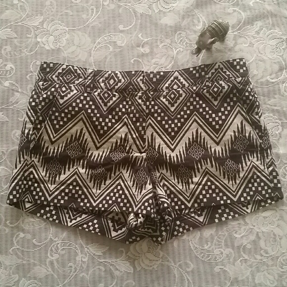 J.CREW shorts - Picture 2 of 6